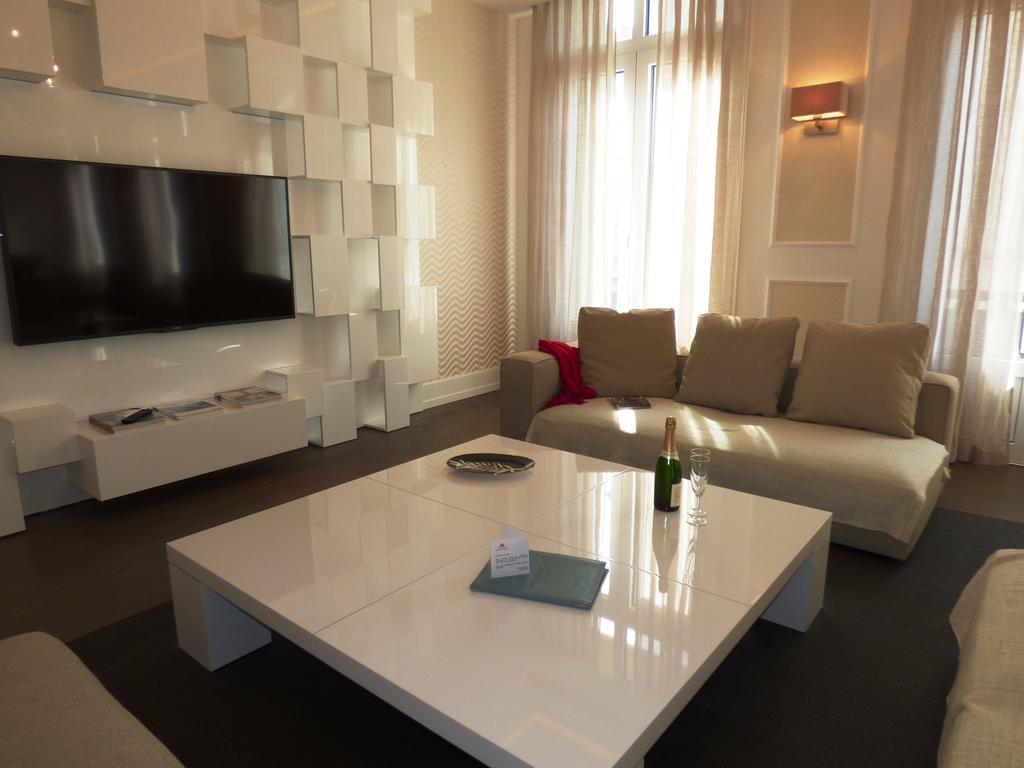 Arthur Properties Croisette Кан Стая снимка